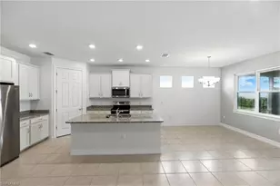 3226 Baravaldo Cir, Cape Coral, FL 33909 - Photo 5