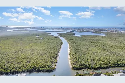 11600 Dogwood Ln, Fort Myers Beach, FL 33931 - Photo 23