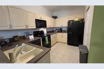 4327 Bellasol Cir #2721, Fort Myers, FL 33916 - Photo 5