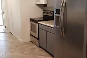 434 Buena Vista Blvd S, Fort Myers, FL 33905 - Photo 7