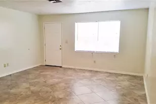 434 Buena Vista Blvd S, Fort Myers, FL 33905 - Photo 3