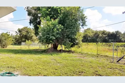 434 Buena Vista Blvd S, Fort Myers, FL 33905 - Photo 19