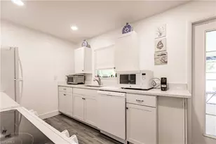 1942 Roseate Ln, Sanibel, FL 33957 - Photo 17