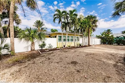 1942 Roseate Ln, Sanibel, FL 33957 - Photo 3