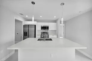 204 NW 14th St, Cape Coral, FL 33993 - Photo 3