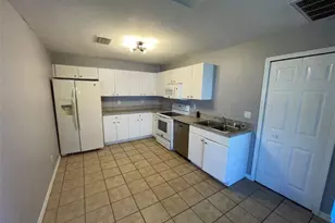 123 Meadow Rd, Lehigh Acres, FL 33973 - Photo 7