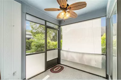 10615 Roxbury Ct, Lehigh Acres, FL 33936 - Photo 23