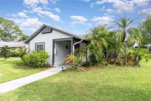 10615 Roxbury Ct, Lehigh Acres, FL 33936 - Photo 3