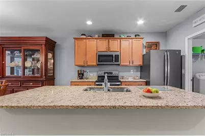 15262 Ligustrum Ln, Alva, FL 33920 - Photo 5