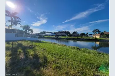 1802 NE 2nd Ter, Cape Coral, FL 33909 - Photo 13