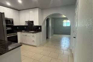 1533 Gardenia Ave, Fort Myers, FL 33916 - Photo 9