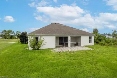 2811 44th St W, Lehigh Acres, FL 33971 - Photo 31