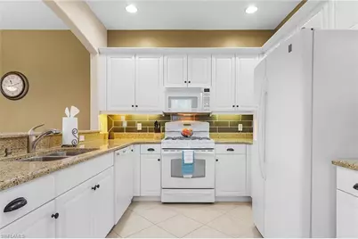 3240 Cottonwood Bend #201, Fort Myers, FL 33905 - Photo 7