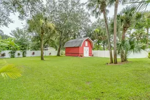 517 Hibiscus Ave, Lehigh Acres, FL 33972 - Photo 39