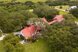 1444 Winchester Ave E, Labelle, FL 33935 - Photo 43