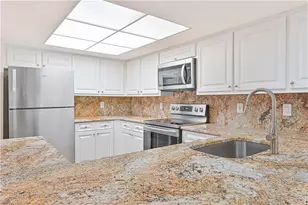 4255 Glasgow Ct, North Fort Myers, FL 33903 - Photo 11