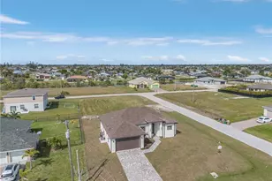 2721 NW 3rd St, Cape Coral, FL 33993 - Photo 25