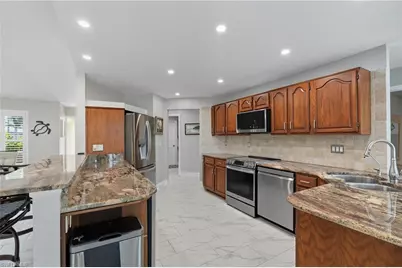 5317 SW 9th Pl, Cape Coral, FL 33914 - Photo 11