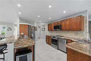 5317 SW 9th Pl, Cape Coral, FL 33914 - Photo 11