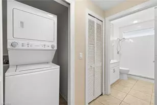 1050 Hancock Creek S Blvd, Cape Coral, FL 33909 - Photo 19