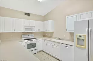 1050 Hancock Creek S Blvd, Cape Coral, FL 33909 - Photo 7