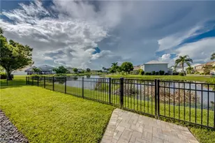 2060 Cape Heather Cir, Cape Coral, FL 33991 - Photo 33