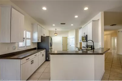 2060 Cape Heather Cir, Cape Coral, FL 33991 - Photo 7