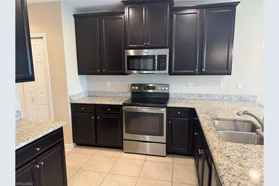 4105 Wilmont Pl, Fort Myers, FL 33916 - Photo 11