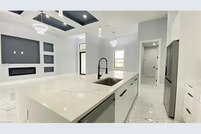 21 NW 7th St, Cape Coral, FL 33993 - Photo 5