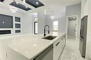 21 NW 7th St, Cape Coral, FL 33993 - Photo 5