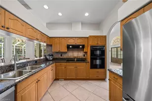 535 Coral Dr, Cape Coral, FL 33904 - Photo 9