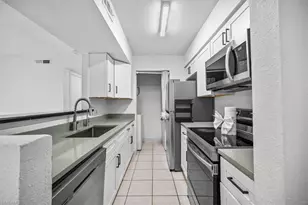 2935 Winkler Ave, Fort Myers, FL 33916 - Photo 3