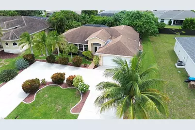 1712 Beach Pkwy W, Cape Coral, FL 33914 - Photo 29
