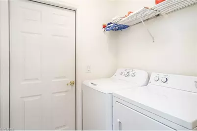 10082 Oakhurst Way, Fort Myers, FL 33913 - Photo 15