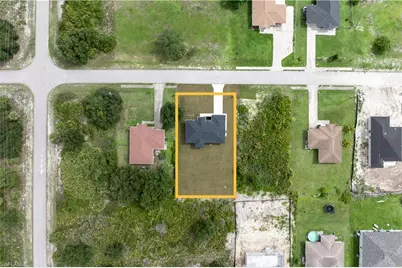 2804 73rd St W, Lehigh Acres, FL 33971 - Photo 35