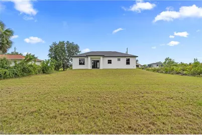 2804 73rd St W, Lehigh Acres, FL 33971 - Photo 27