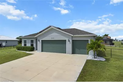 2112 NE 4th Pl, Cape Coral, FL 33909 - Photo 23