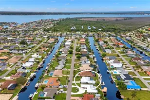 5240 SW 2nd Pl, Cape Coral, FL 33914 - Photo 39