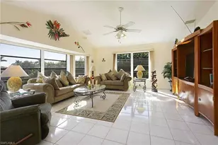 105 SW 39th Pl, Cape Coral, FL 33991 - Photo 5