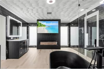 3931 W Riverside Dr, Fort Myers, FL 33901 - Photo 27