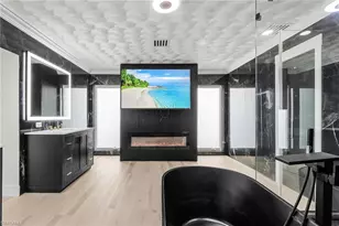 3931 W Riverside Dr, Fort Myers, FL 33901 - Photo 27