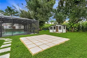 3931 W Riverside Dr, Fort Myers, FL 33901 - Photo 33