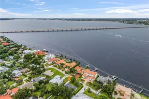 3931 W Riverside Dr, Fort Myers, FL 33901 - Photo 39