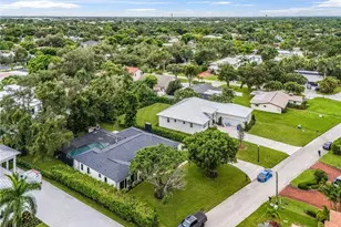 3931 W Riverside Dr, Fort Myers, FL 33901 - Photo 41