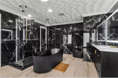 3931 W Riverside Dr, Fort Myers, FL 33901 - Photo 29