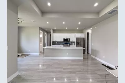 25292 Alicante Dr, Punta Gorda, FL 33955 - Photo 5