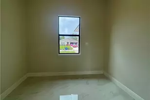 3024 36th St SW, Lehigh Acres, FL 33976 - Photo 7