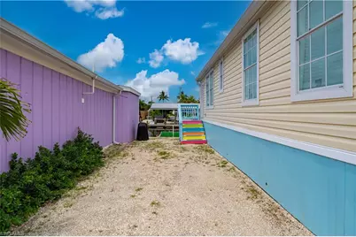 2634 Coco Plum Dr, Matlacha, FL 33993 - Photo 27