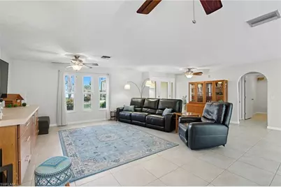 5252 Seminole Ct, Cape Coral, FL 33904 - Photo 7