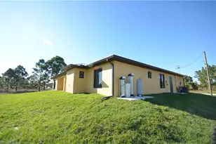 1242 Hathor St E, Lehigh Acres, FL 33974 - Photo 9